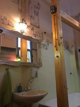 Lavender Circus Hostel, Doubles&ensuites Auberge de jeunesse