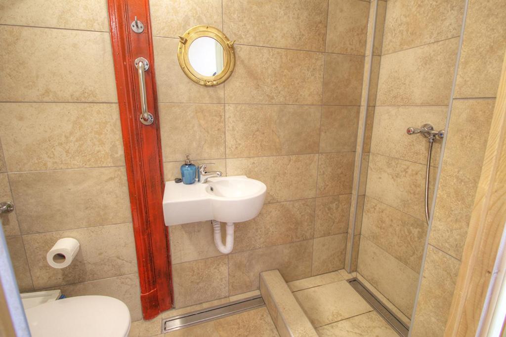 Lavender Circus Hostel, Doubles&ensuites * Budapest